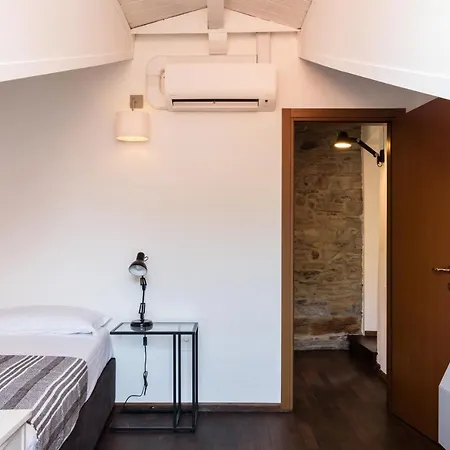 Palazzo Del Pero Luxury Attic - Bymyhomeincomo 아파트